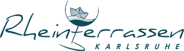 Ein Logo mit der Aufschrift "Rheinterrassen Karlsruhe" und einem stilisierten Weinglas als grafischem Element.